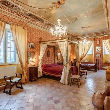 Domus Augusti Apartman